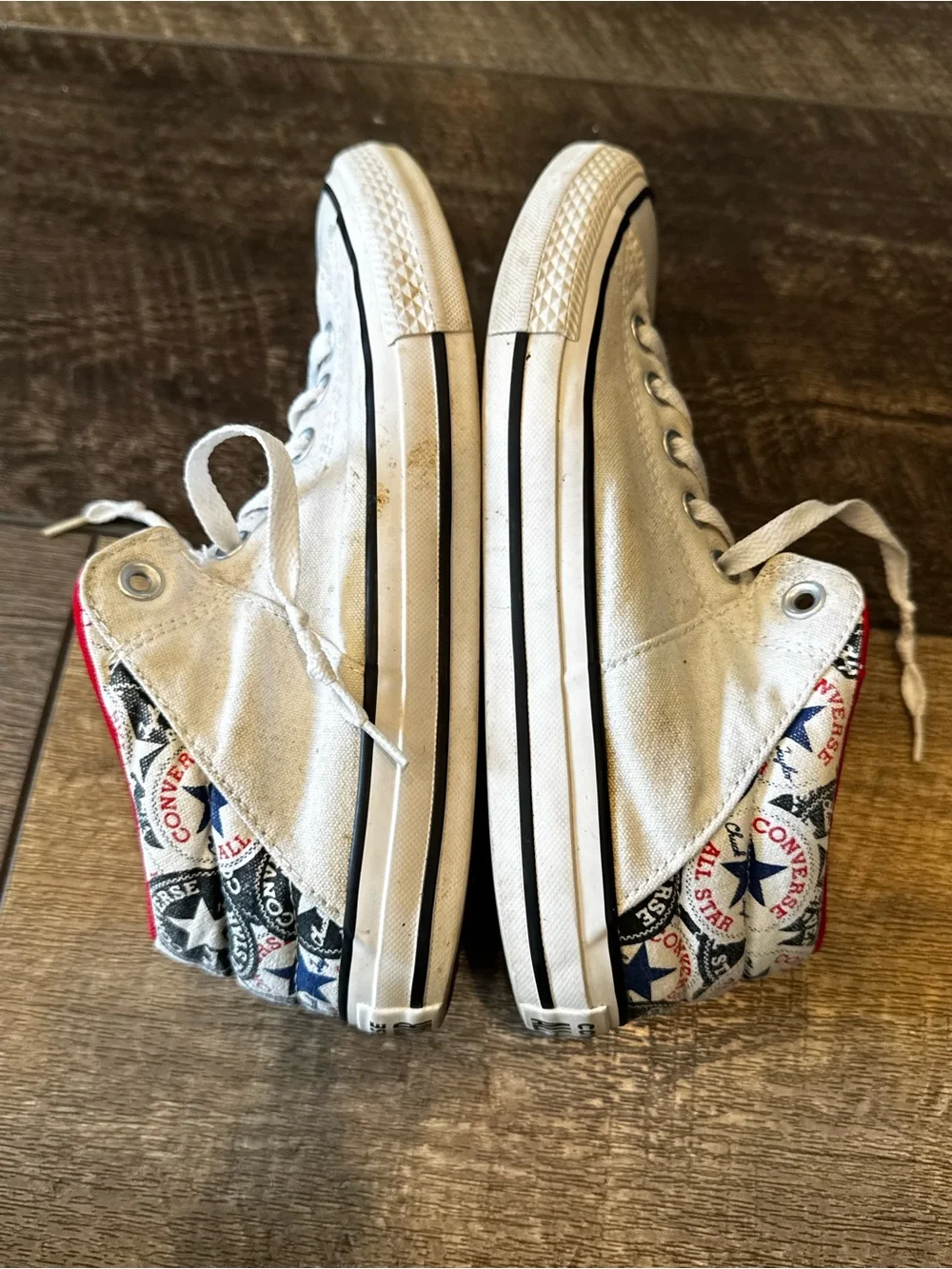 Converse Chuck Taylor All Star Sneaker Logo Play Unisex Youth Size 6 / 667092F